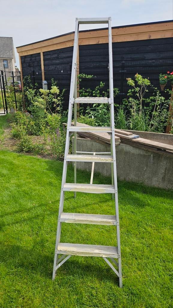 Altrex Aluminium Trap - 6 treden, Doe-het-zelf en Verbouw, Ladders en Trappen, Ophalen of Verzenden, Gebruikt, Trap, 2 tot 4 meter