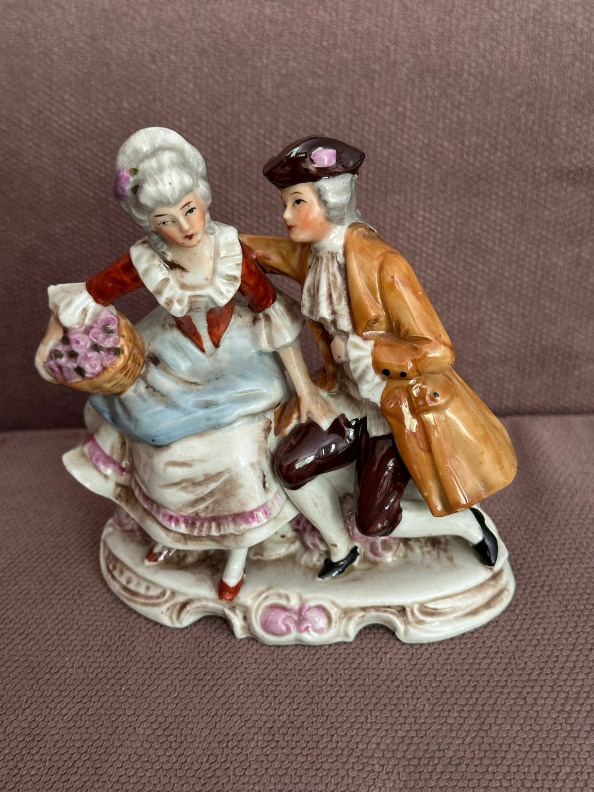 Vintage Beeldje van de Duitse porseleinfabriek Sitzendorf, Ophalen of Verzenden, Zo goed als nieuw, Mens
