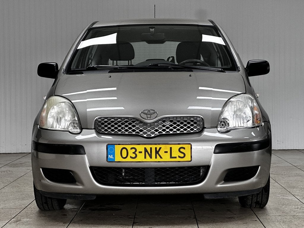 Toyota Yaris 1.0 VVT-i Terra MMT/ 106.000KM N.A.P!/ AUTOMAAT, Gebruikt, 4 cilinders, 400 kg, Origineel Nederlands
