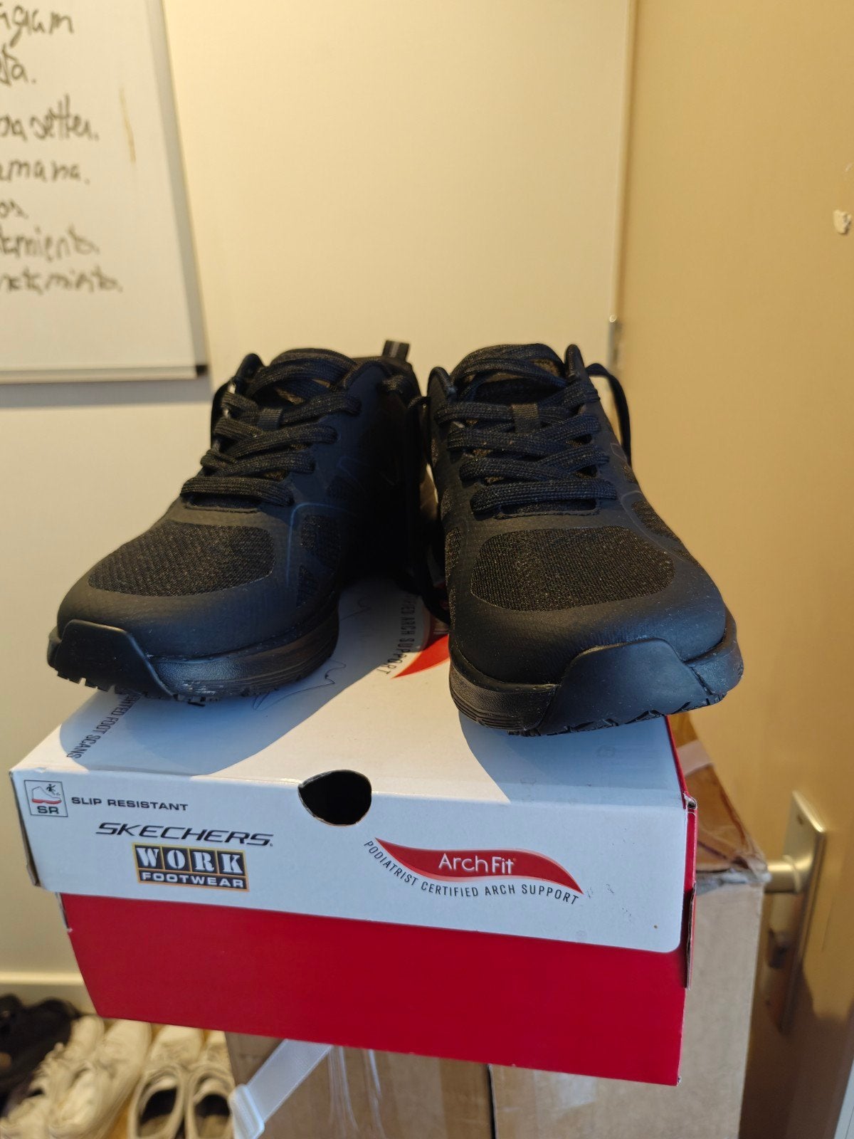 Skechers Arch Fit SR antislip werkschoenen, Kleding | Heren, Ophalen of Verzenden, Nieuw, Zwart, Werkschoenen
