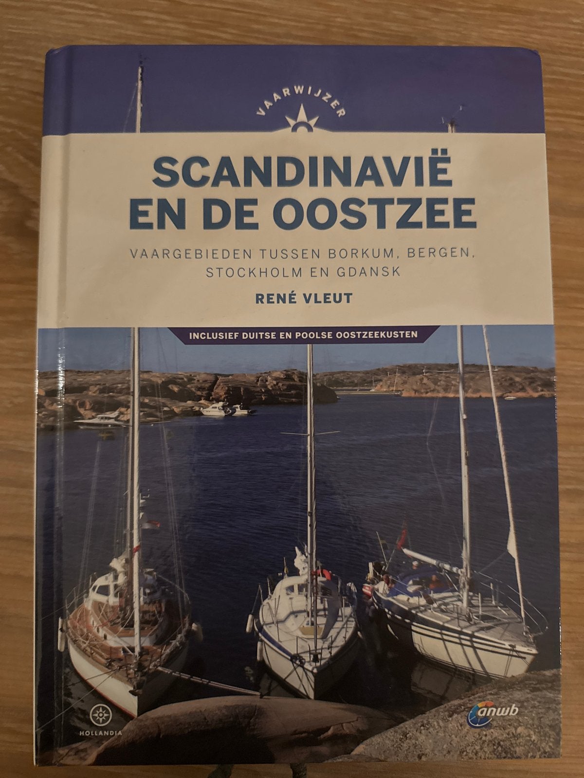 Vaarwijzer Scandinavië en de Oostzee - René Vleut, Europa, Ophalen of Verzenden, Zo goed als nieuw, Reisgids of -boek