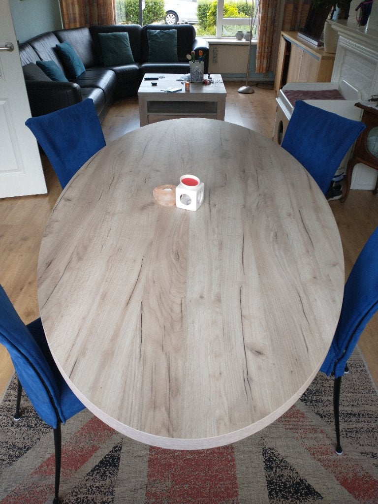 Leuke ovale eettafel, Ophalen, 100 tot 150 cm, 150 tot 200 cm, Vier personen