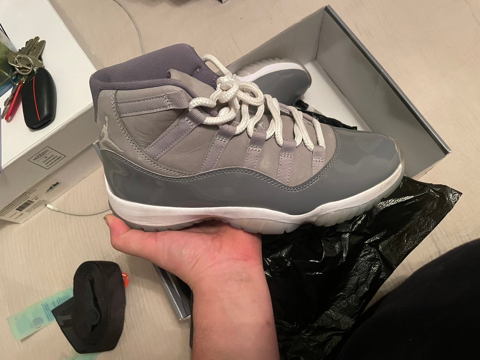 Jordan 11 grey, Kleding | Heren, Schoenen, Ophalen of Verzenden, Zo goed als nieuw, Overige kleuren