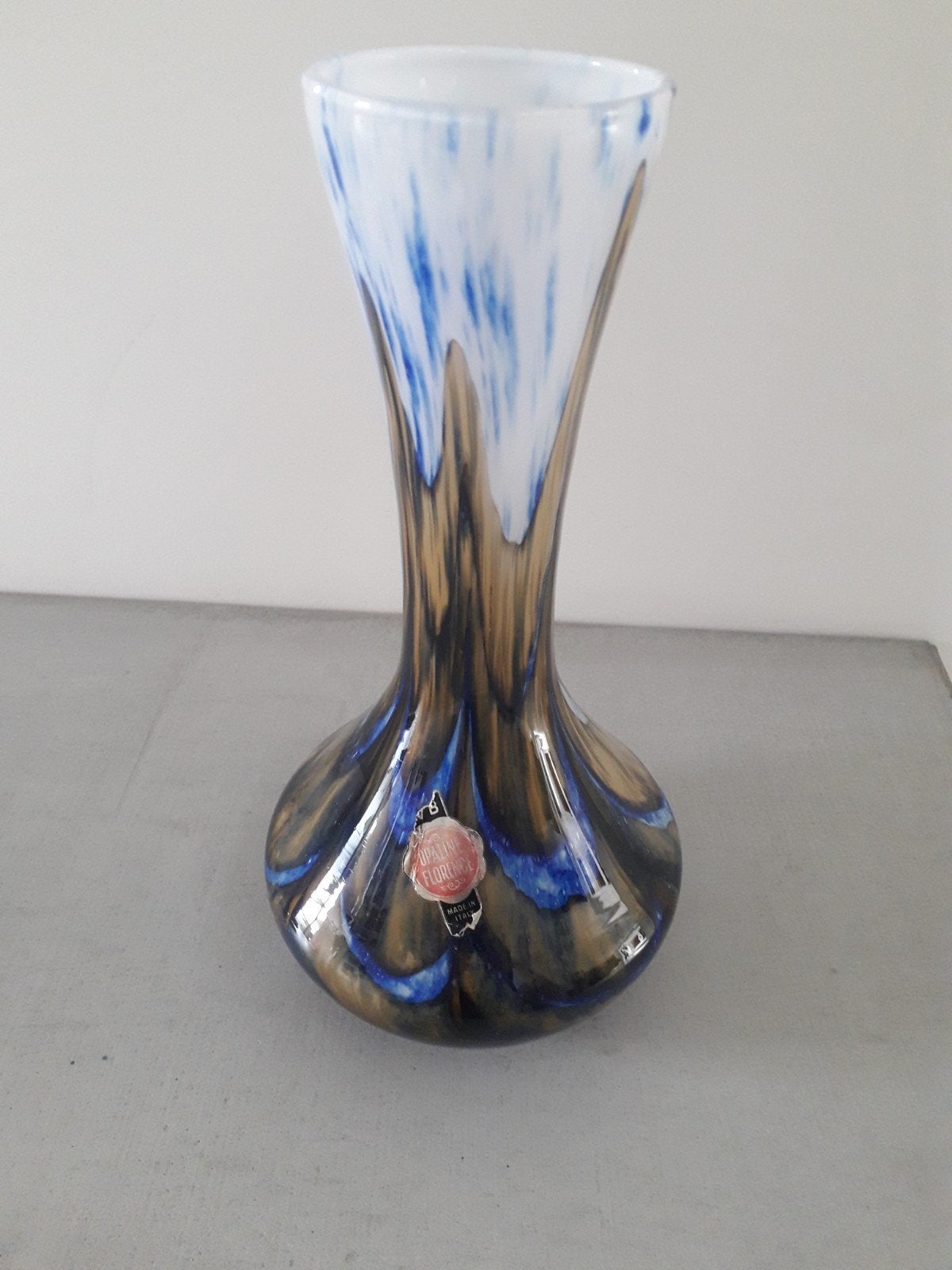 Opaline vaasje uit Italy, Ophalen