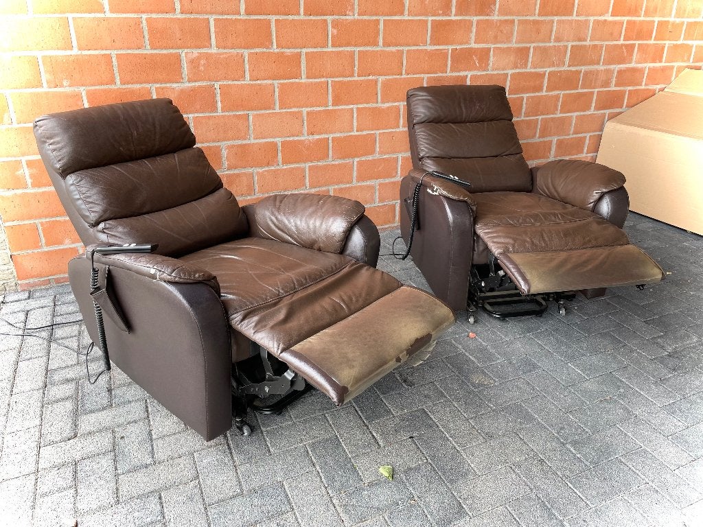 2x elektrische leder relax fauteuils, Huis en Inrichting, Fauteuils, Ophalen, Gebruikt, 50 tot 75 cm, Leer