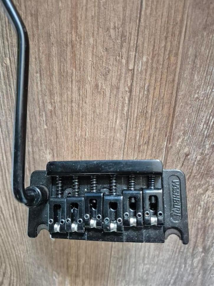 Tremolo Washburn shift 2001, Ophalen of Verzenden, Gebruikt, Elektrische gitaar