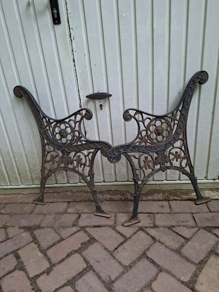 Gietijzeren banksteunen, onderstel voor bank., Tuin en Terras, Ophalen, Gebruikt, Metaal