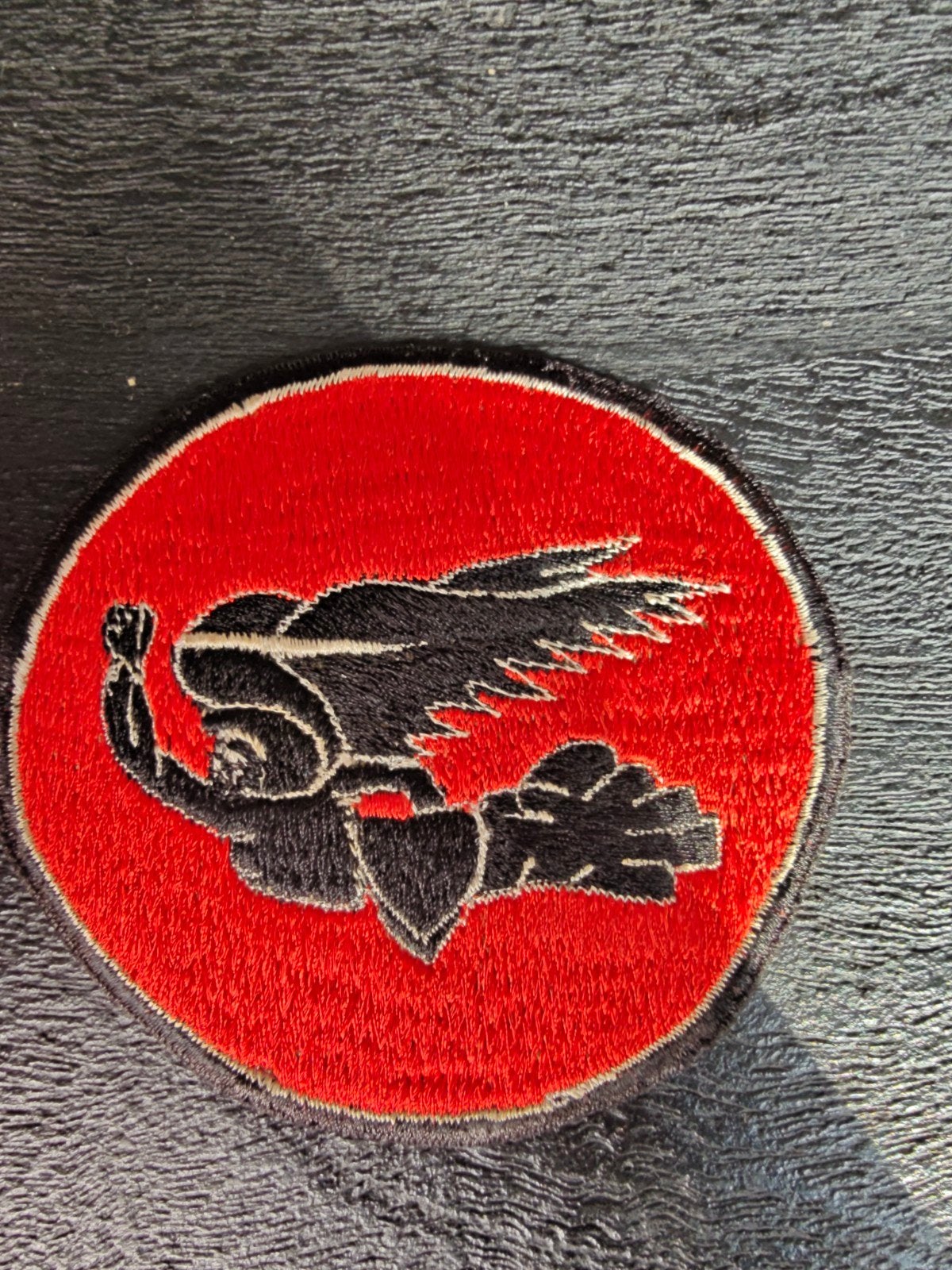 WWII USAAF GRIMM RAPER 83RD BOMB SQDN 12 BG 10 AAF FLIGHT re, Ophalen of Verzenden, Landmacht, Amerika, Embleem of Badge