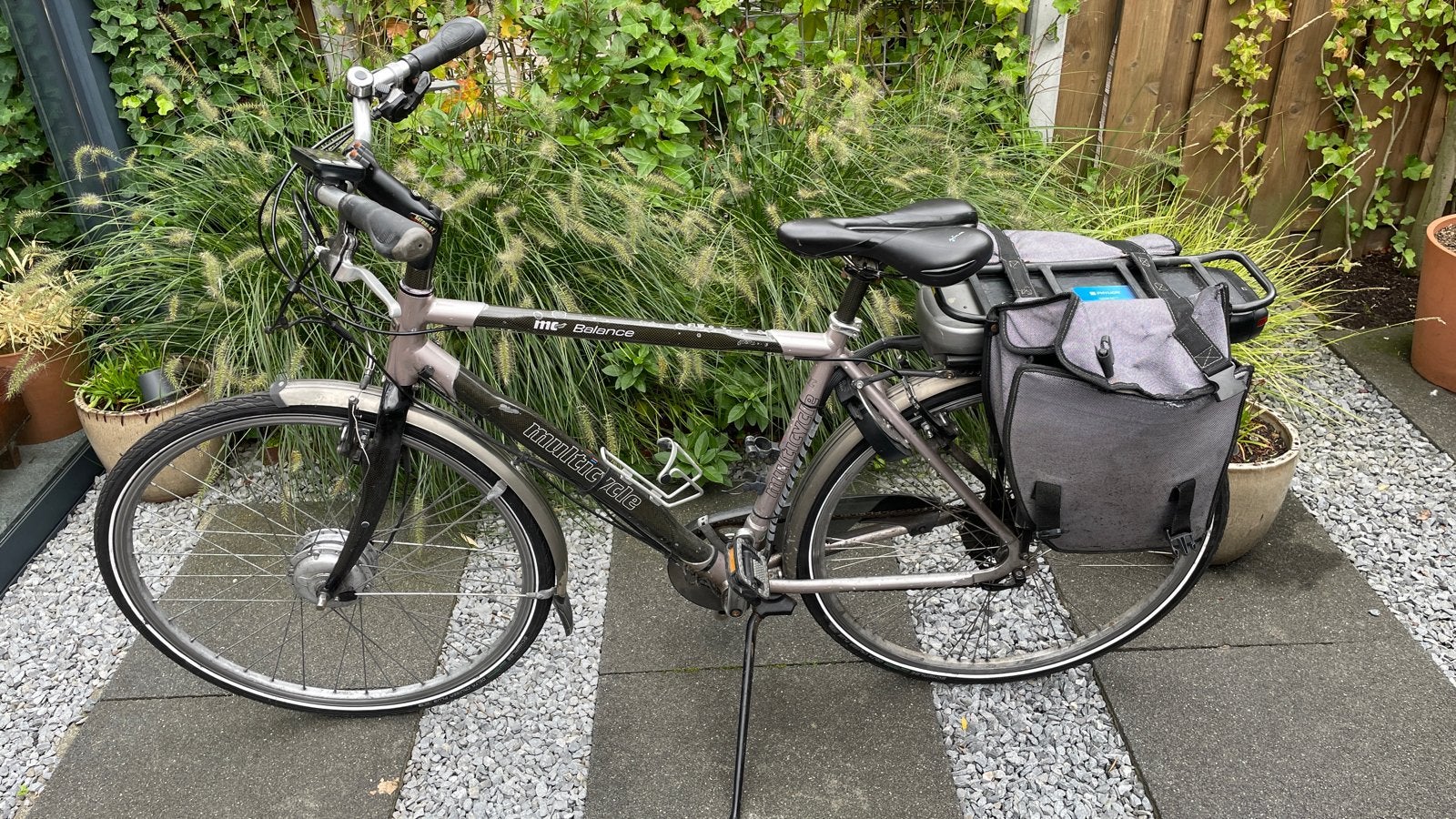 Multicycle E-bike met fietstassen en oplader, Fietsen en Brommers, Overige merken, Gebruikt, Ophalen of Verzenden, 51 tot 55 cm