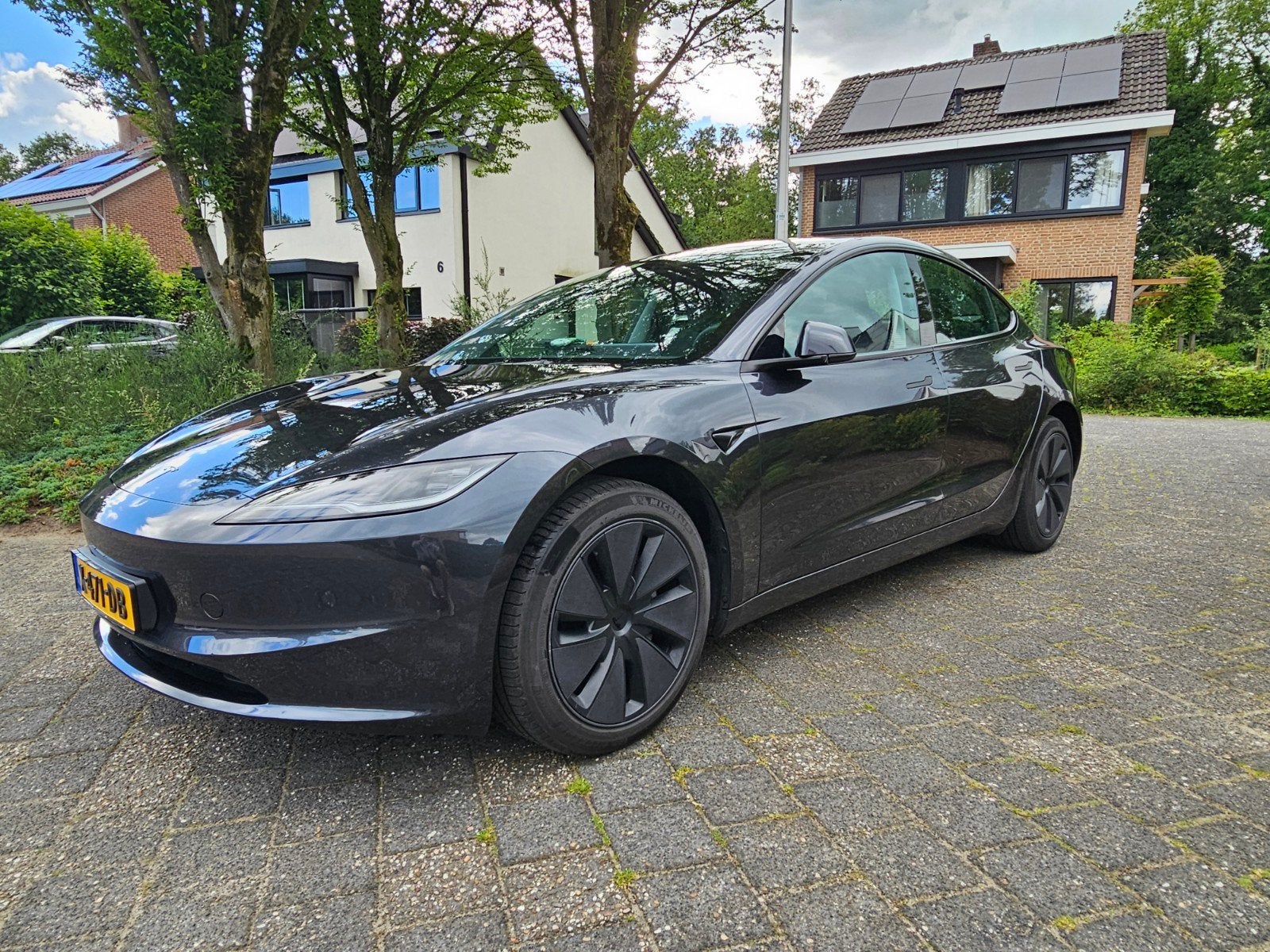 Tesla Model 3 Highland RWD PREMIUM trekh garantie z.g.a.n., Automaat, Achterwielaandrijving, Zwart, 1736 kg