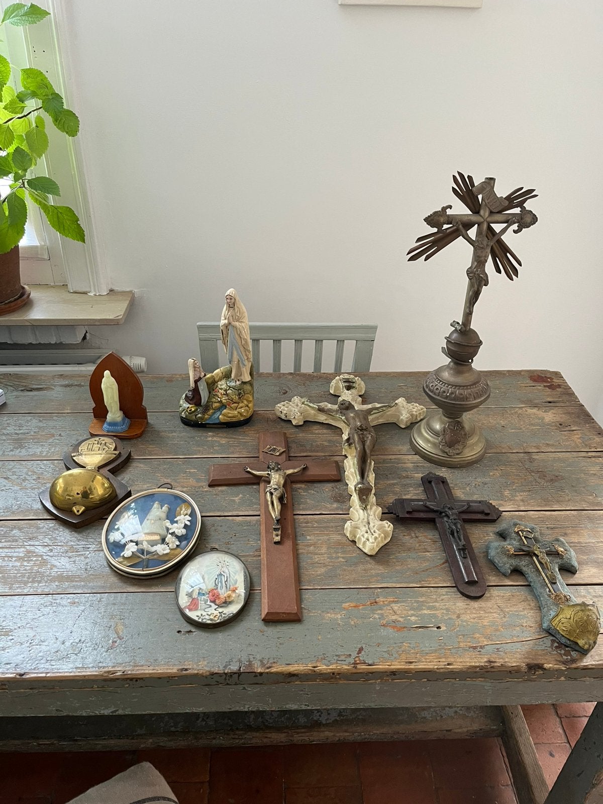 RELIGIE KRUISBEELD MARIA ALTAARSTUK, Antiek en Kunst, Antiek | Religie, Ophalen of Verzenden