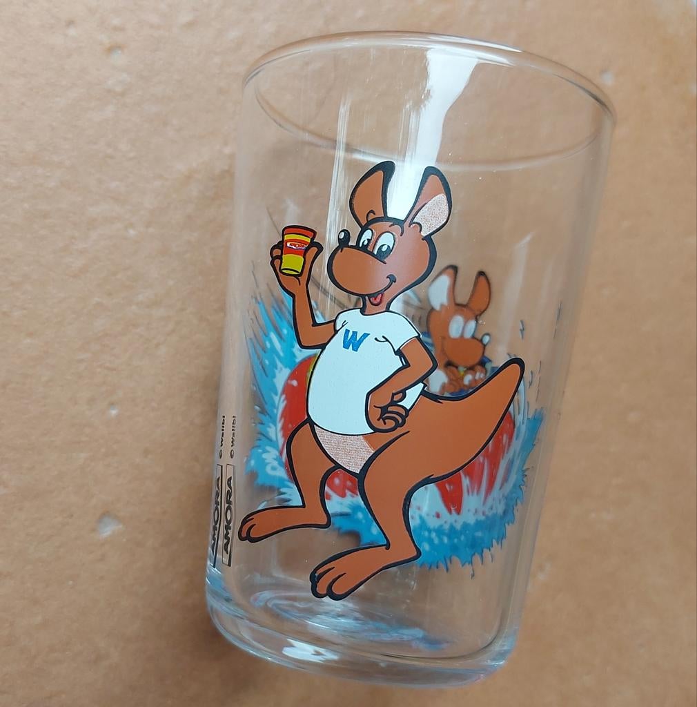 Kangoeroe Walibi - Amora glas - limonadeglas, hoogte 9,5cm, Verzamelen, Ophalen of Verzenden, Zo goed als nieuw, Gebruiksvoorwerp