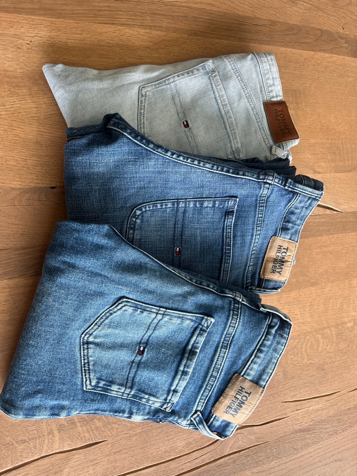 Tommy Hilfiger Jeans - maat 152, Kleding | Dames, Spijkerbroeken en Jeans, Ophalen of Verzenden, Zo goed als nieuw, Blauw, Overige jeansmaten