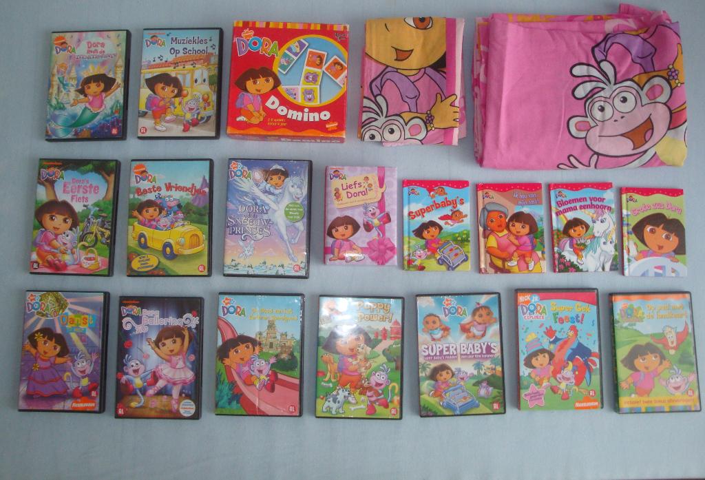 Dora the explorer pakketje Dekbed, spelletje, boekjes, dvd's, Kinderen en Baby's, Speelgoed | Educatief en Creatief, Gebruikt