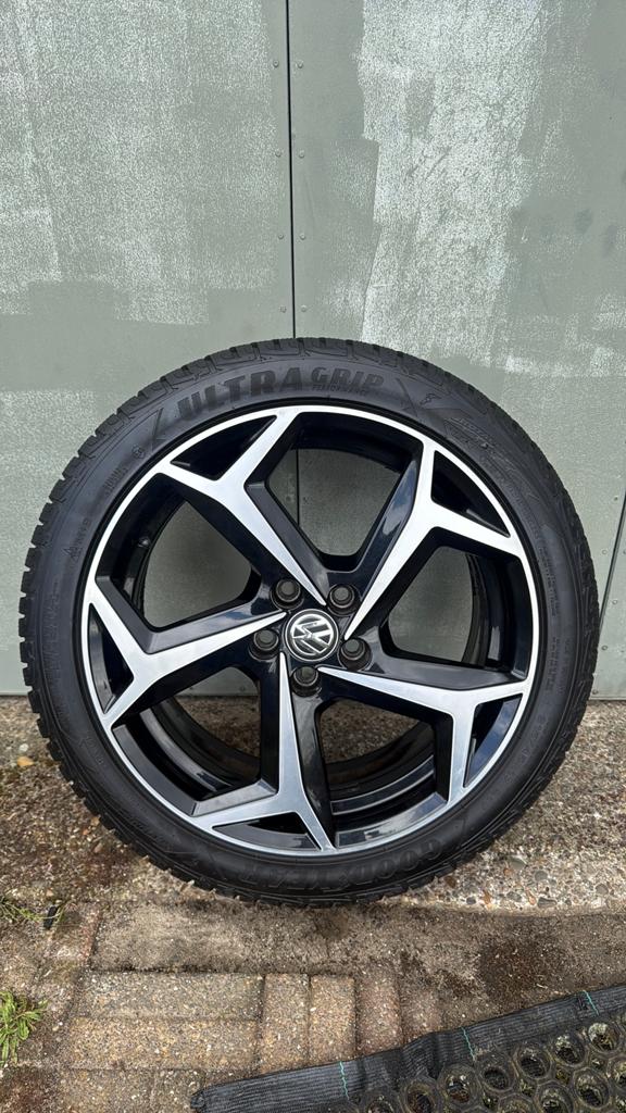 Volkswagen bonnevile velg origineel zonder schade, Auto-onderdelen, 215 mm, Banden en Velgen, Nieuw, 17 inch