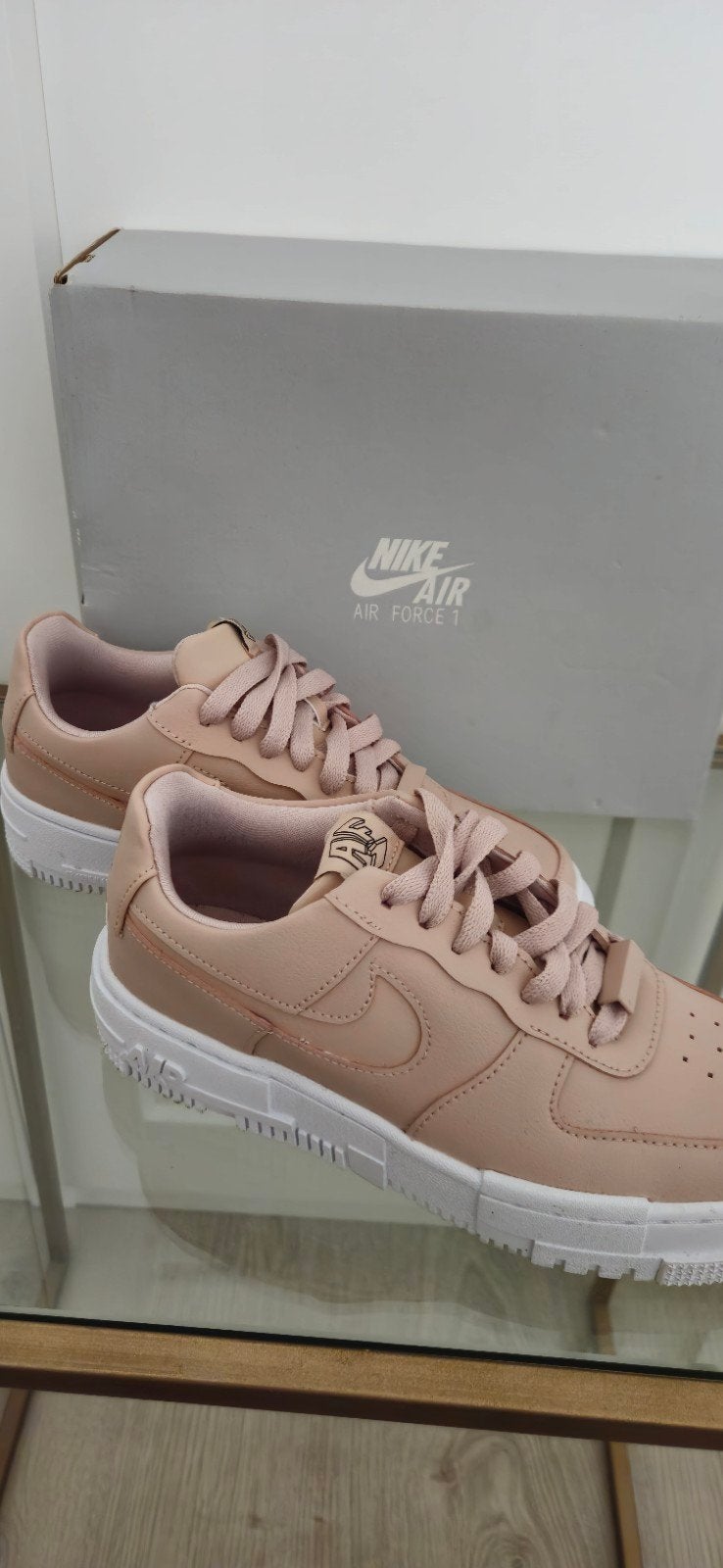 Nike Air Force 1 LE (GS) - Roze sneakers maat 36.5, Kleding | Dames, Schoenen, Nike, Nieuw, Ophalen of Verzenden, Sneakers of Gympen