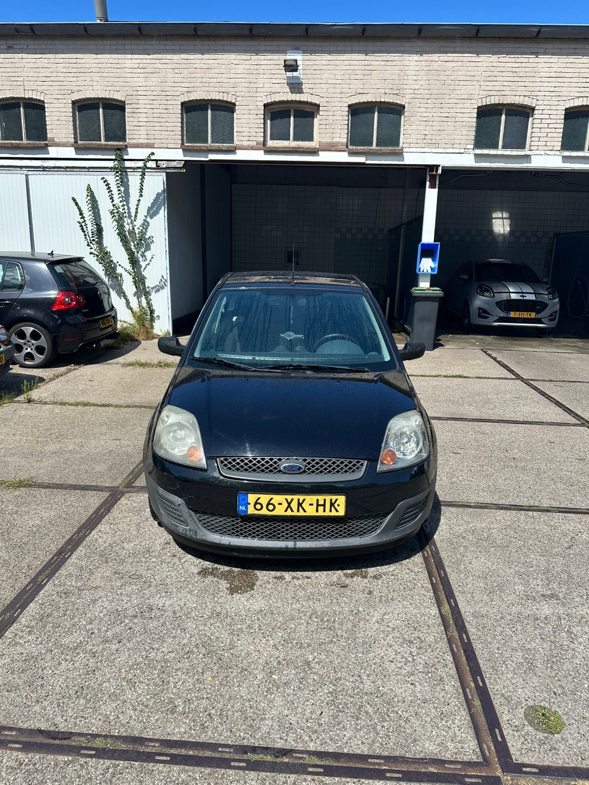 Ford Fiësta 1.3 8V 5DR 2007 Zwart, Auto's, 1299 cc, Stof, 40 €/maand, Zwart