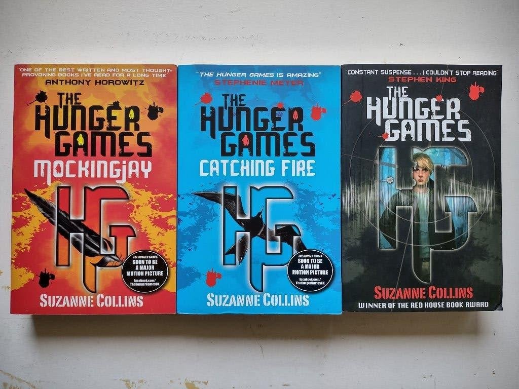 The Hunger Games 3 delen, Boeken, Ophalen of Verzenden, Zo goed als nieuw, Suzanne Collins