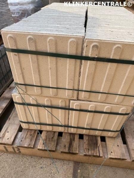 111st wit betontegels 30x30x6cm blindegeleidetegels., Verzenden, Nieuw, 10 m² of meer, Bij dit product niet bekend.