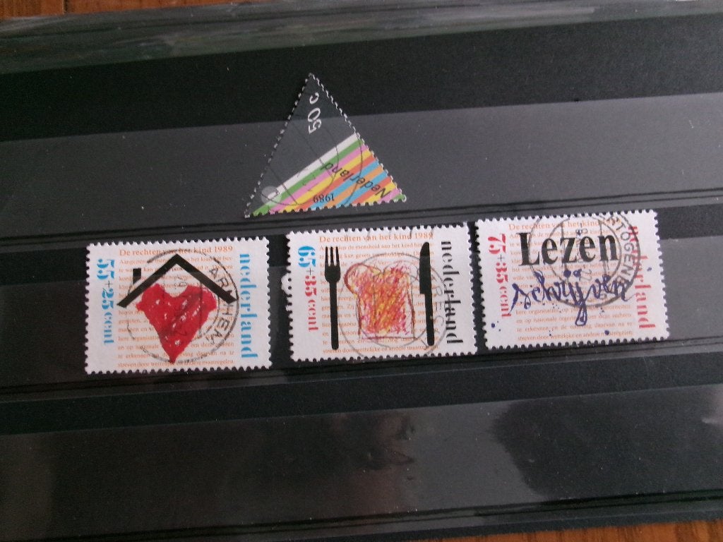 1989 - december en kinderzegels (808a), Postzegels en Munten, Ophalen of Verzenden, Gestempeld