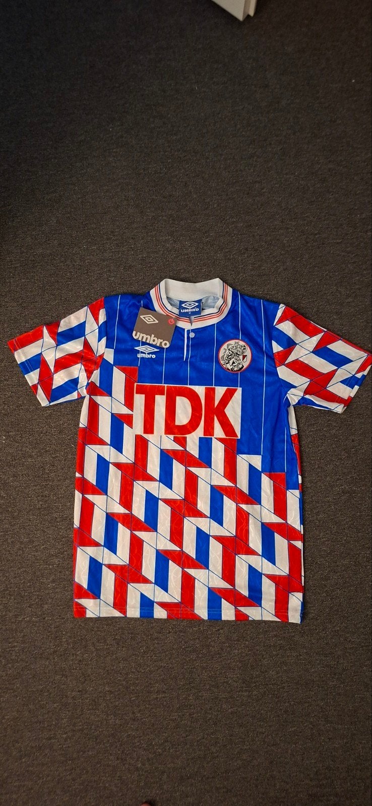 Ajax Umbro TDK Shirt Maat M - Nieuw met labels, Verzamelen, Ophalen, Nieuw, Shirt