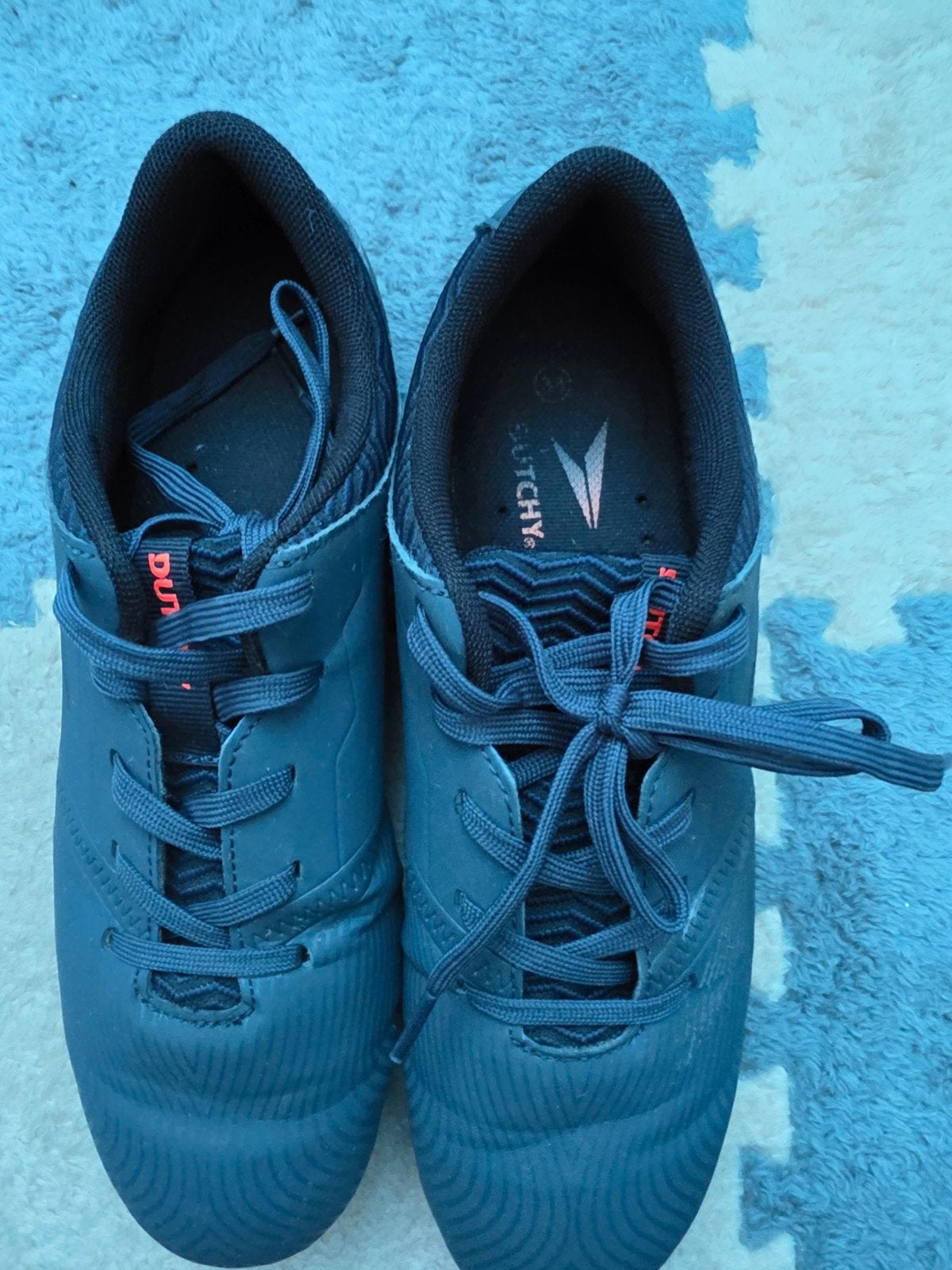 Voetbalschoenen - Donkerblauw, Gebruikt, Maat XS of kleiner, Schoenen, Ophalen of Verzenden
