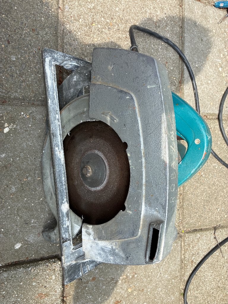 Circelzaag Makita 5900 BR 1750 watt, Ophalen, Gebruikt, Makita, 1200 watt of meer
