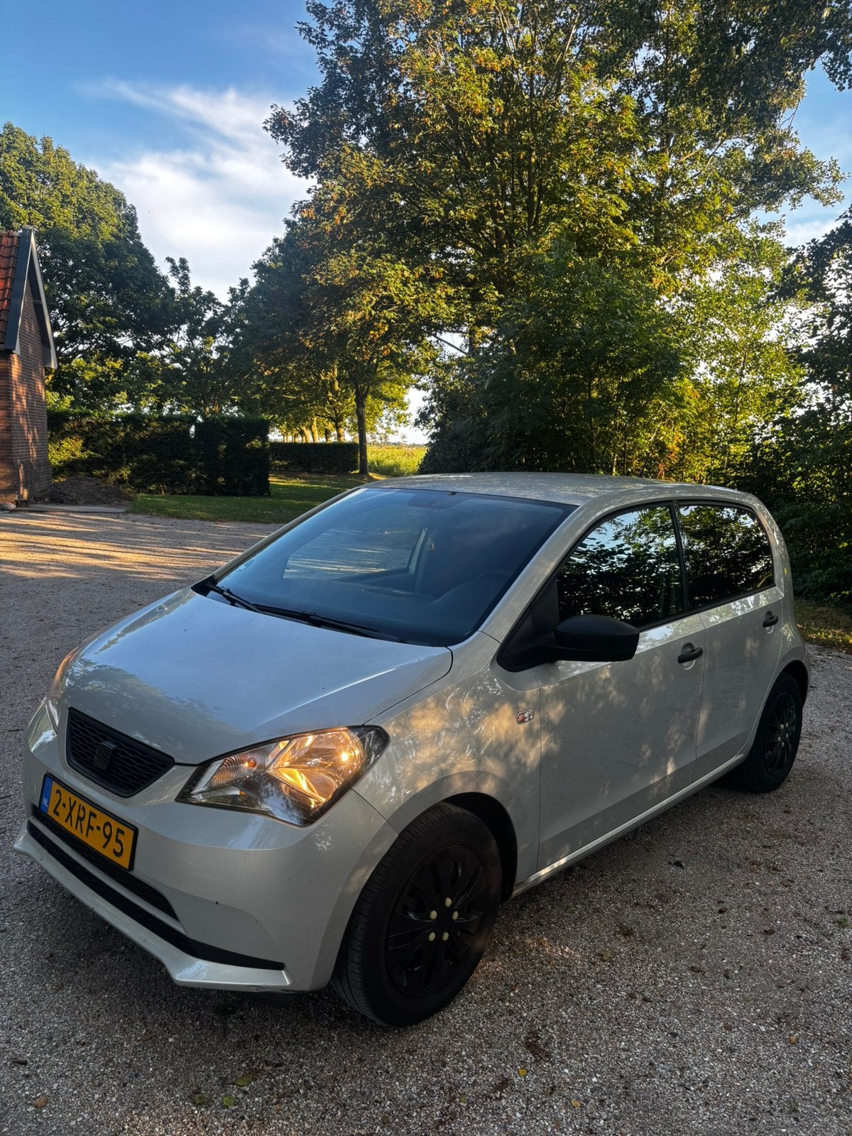 Seat Mii 1.0 44KW 2013 Grijs 5D, Auto's, Voorwielaandrijving, Stof, Zwart, 840 kg