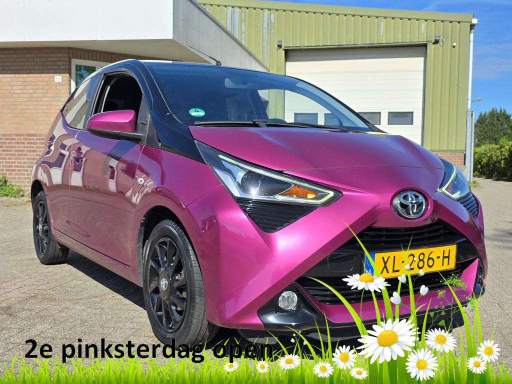 Toyota Aygo 1.0 VVT-i x-Cite AUT! Carplay! Camera! 2e Pinkst, Auto's, Toyota, Stof, Gebruikt, Euro 6, Overige kleuren