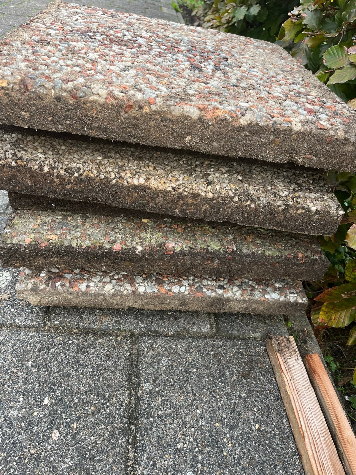 GRATIS ophalen KLINKERTJES en TERRASTEGELS, Ophalen, Gebruikt, Klinkers, Minder dan 5 m²