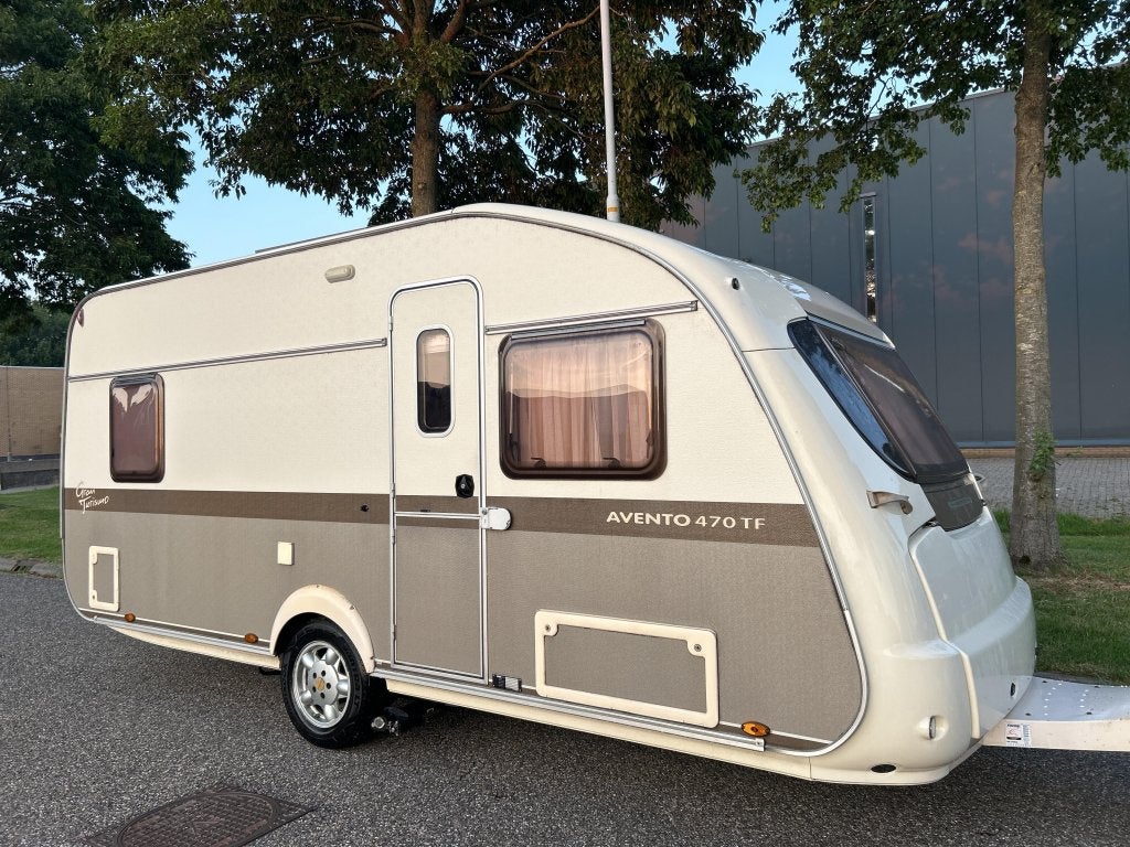AVENTO 470 TF 2005 ZONNEPANEEL, MOVER, Niet ingevuld, Standaardzit, Schokbreker, Avento