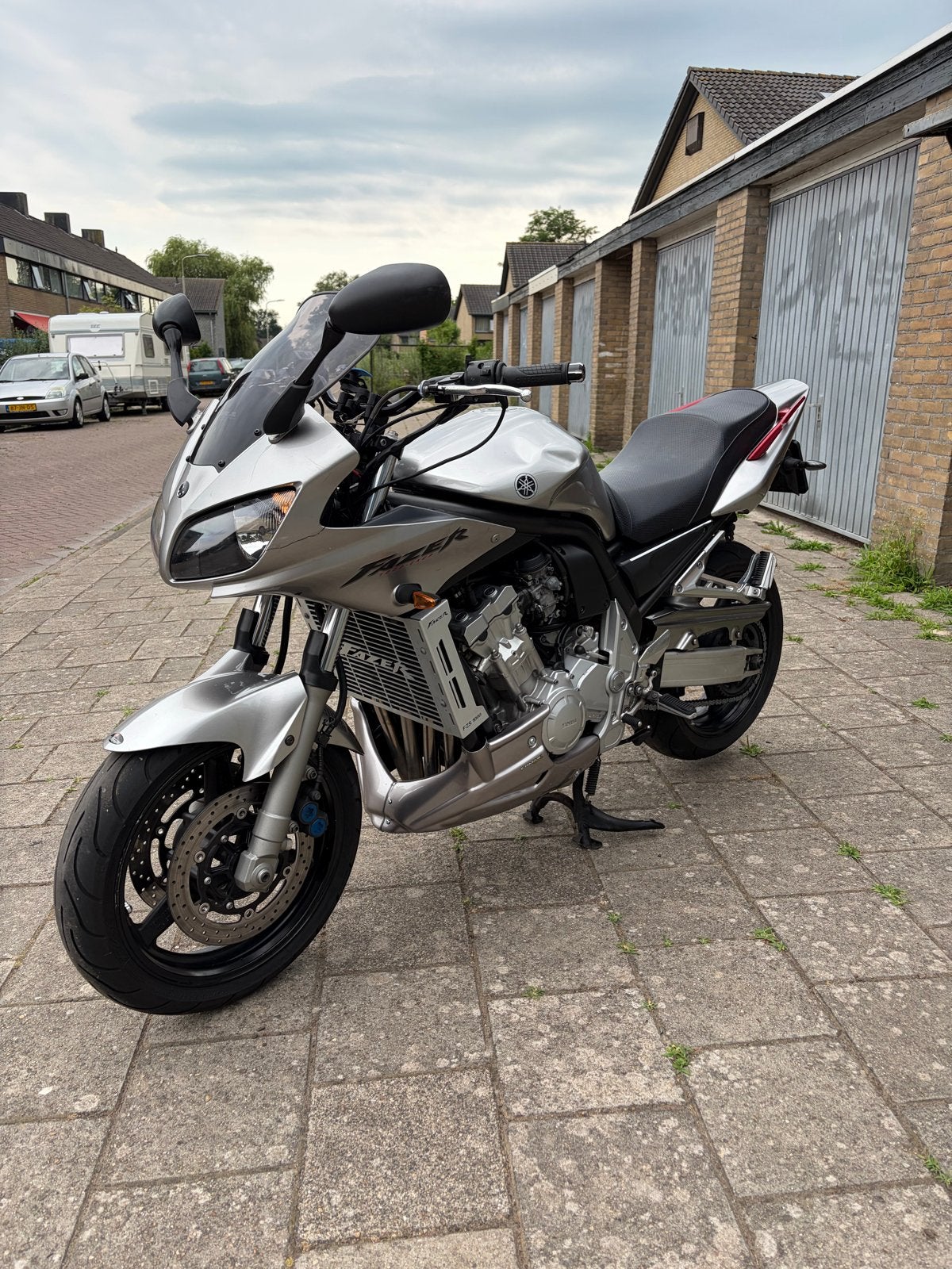 Yamaha Fazer FZS 1000 - Krachtige en comfortabele toermotor, Motoren, Motoren | Yamaha, Sportuitlaat, 4 cilinders, Motorrijbewijs A