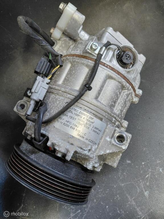 Aircopomp Renault Laguna III '07-'15) 8200898810 7711497037, Gebruikt, Renault, Ophalen of Verzenden