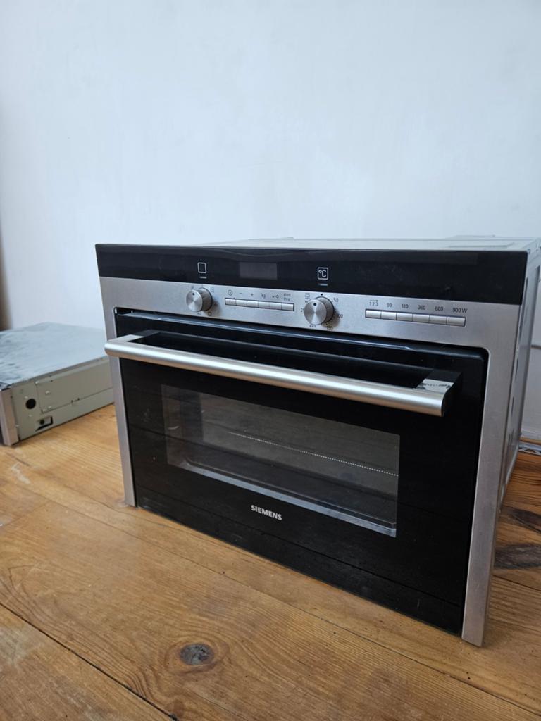 Siemens Inbouw Combi-oven <<magnetron werkt niet>>, Witgoed en Apparatuur, Ovens, 45 tot 50 cm, Gebruikt, Hete lucht, Siemens