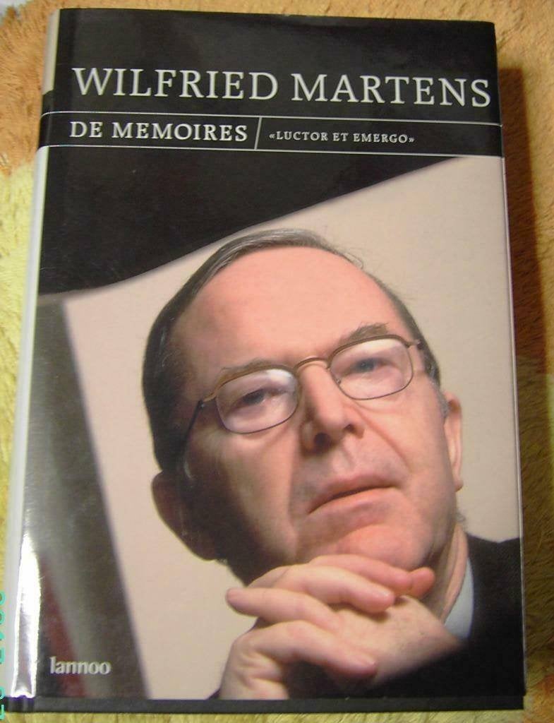 Wilfried martens, de memoires, 'luctor et emergo', Ophalen of Verzenden, 20e eeuw of later, Zo goed als nieuw