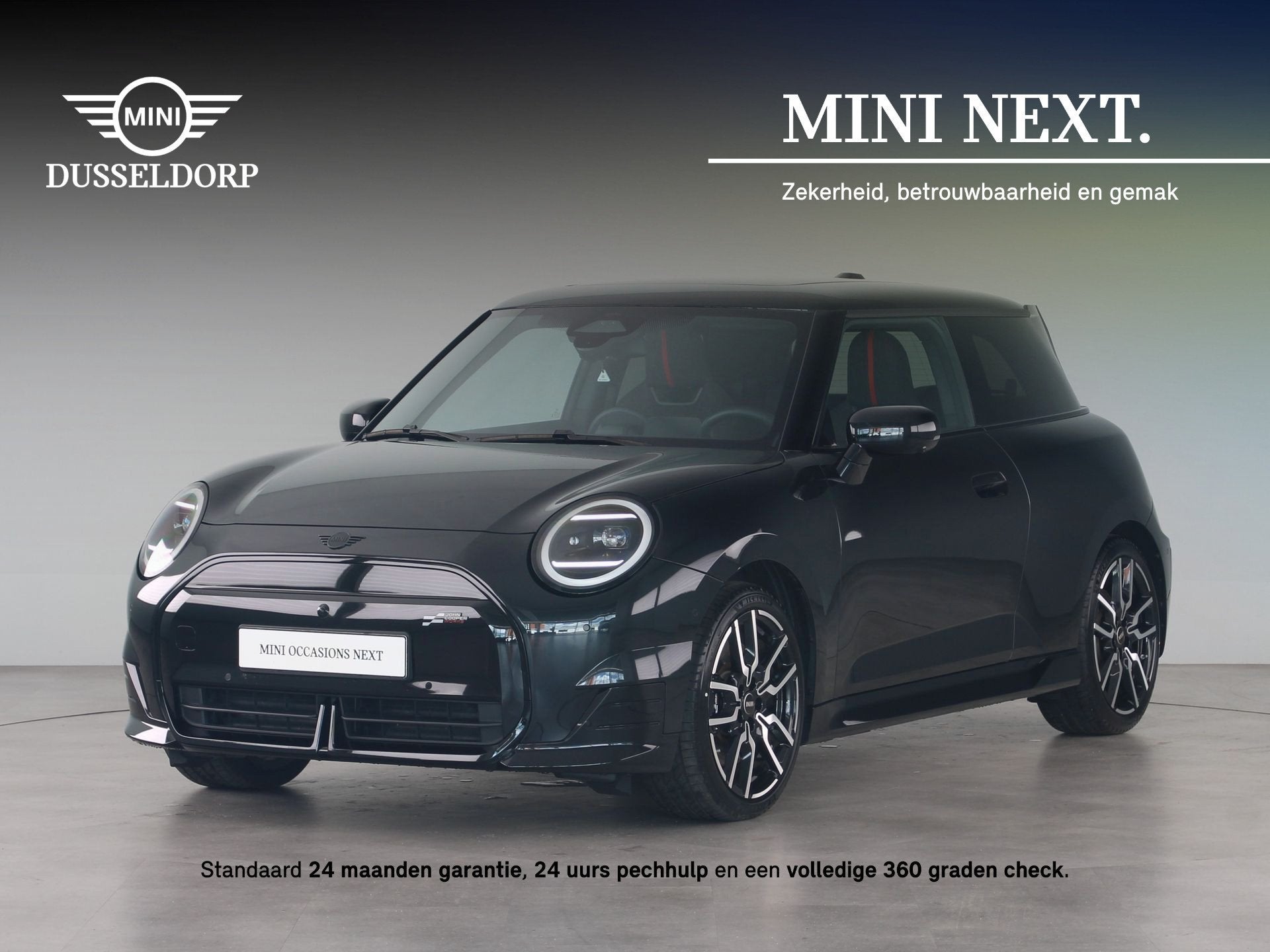 MINI Cooper E John Cooper Works Pakket L (bj 2025), Dealer onderhouden, Gebruikt, Zwart, Met garantie (alle)
