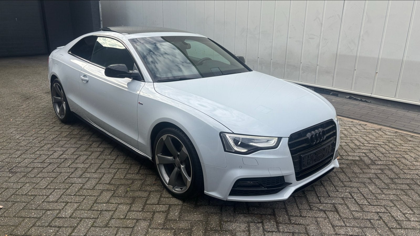 Audi A5 1.8 TFSI S line Automaat Pano Navi LED, Auto's, Automaat, Zwart, 4 cilinders, Leder en Stof