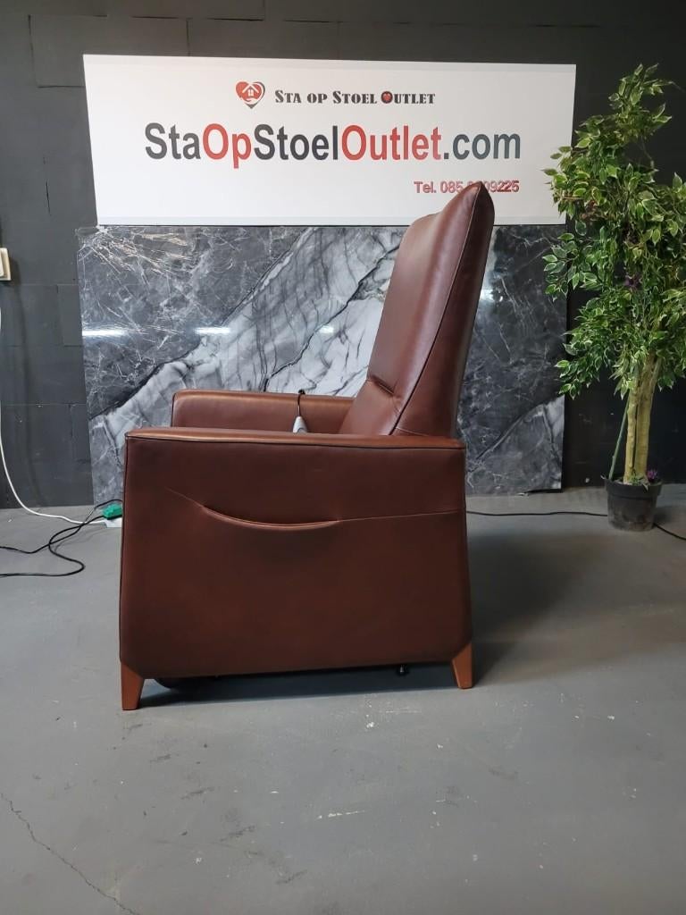 Staopstoel Fitform 267 op accu met kantelfunctie, Minder dan 75 cm, Leer, Ophalen of Verzenden, Zo goed als nieuw