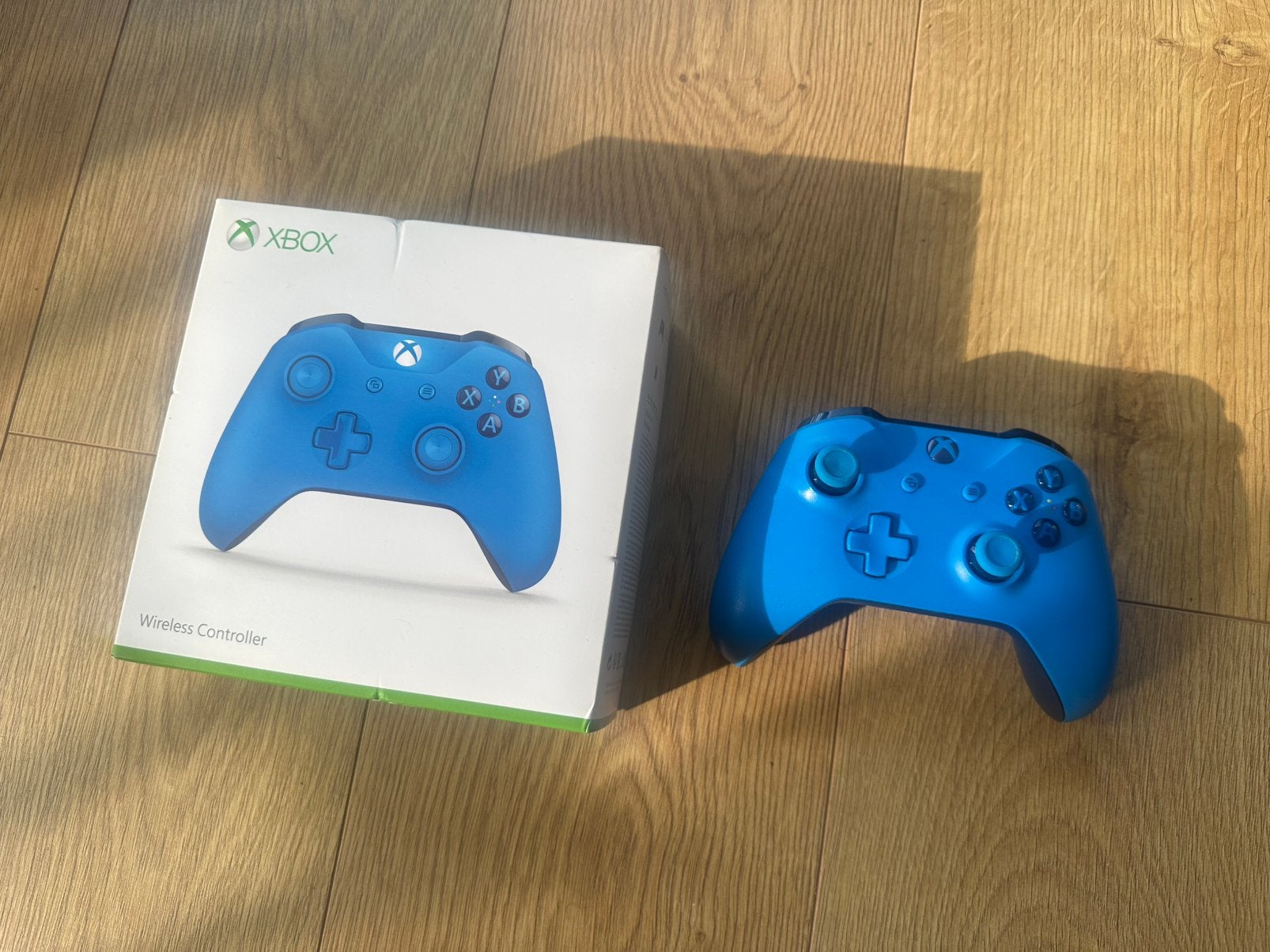 Xbox Controller Blue Netjes (Werkt Op Xbox One & Series X/S), Spelcomputers en Games, Games | Xbox One, Avontuur en Actie, 1 speler