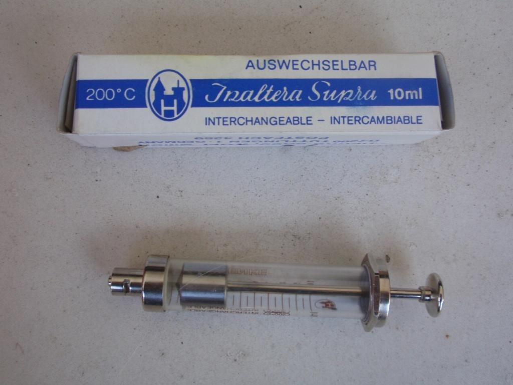 vintage injectie spuiten 10 ml, Diversen, Verpleegmiddelen, Ophalen of Verzenden, Nieuw
