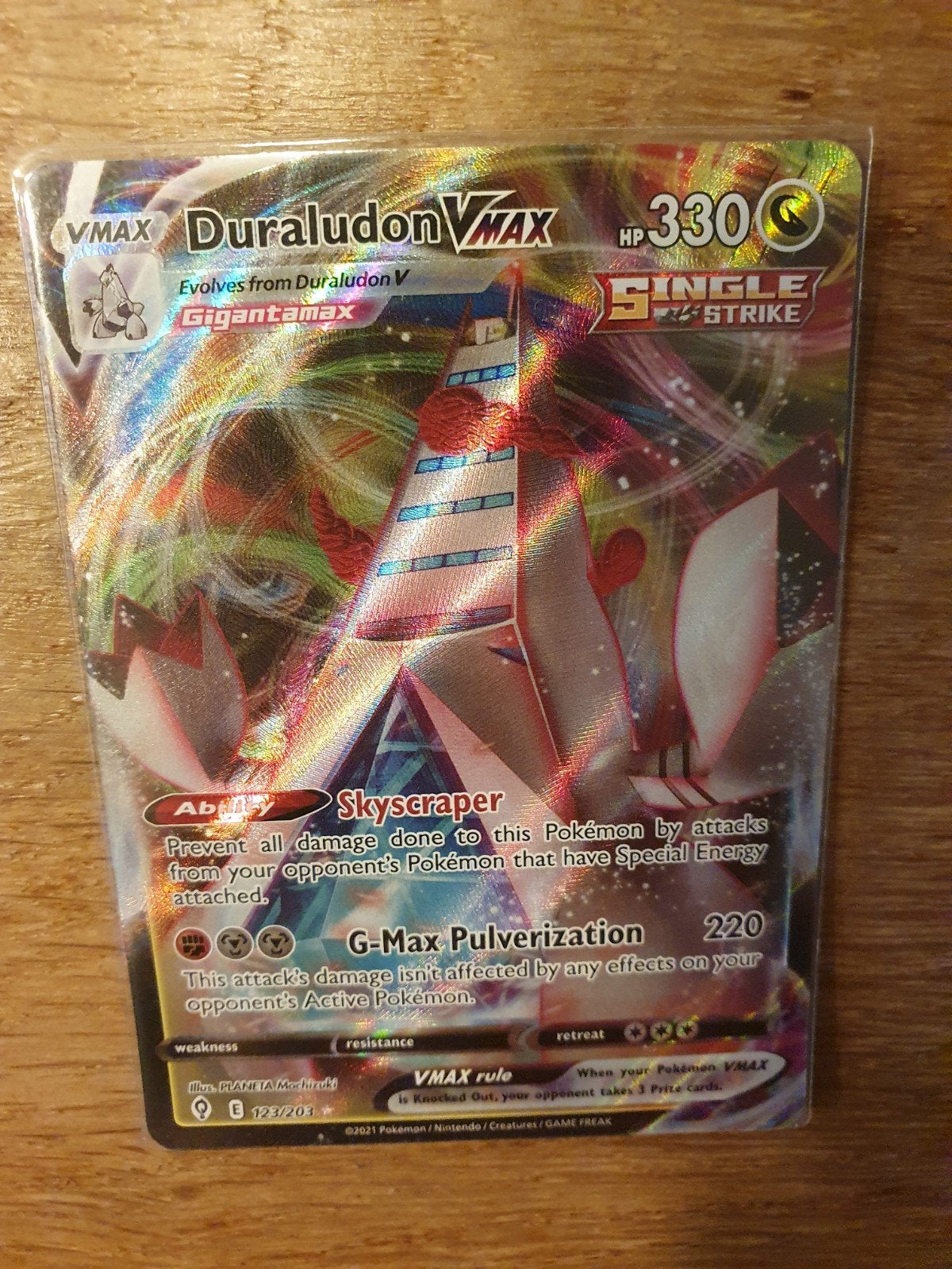Duraludon VMAX 123/203 Pokémon Kaart, Hobby en Vrije tijd, Verzamelkaartspellen | Pokémon, Ophalen of Verzenden, Zo goed als nieuw