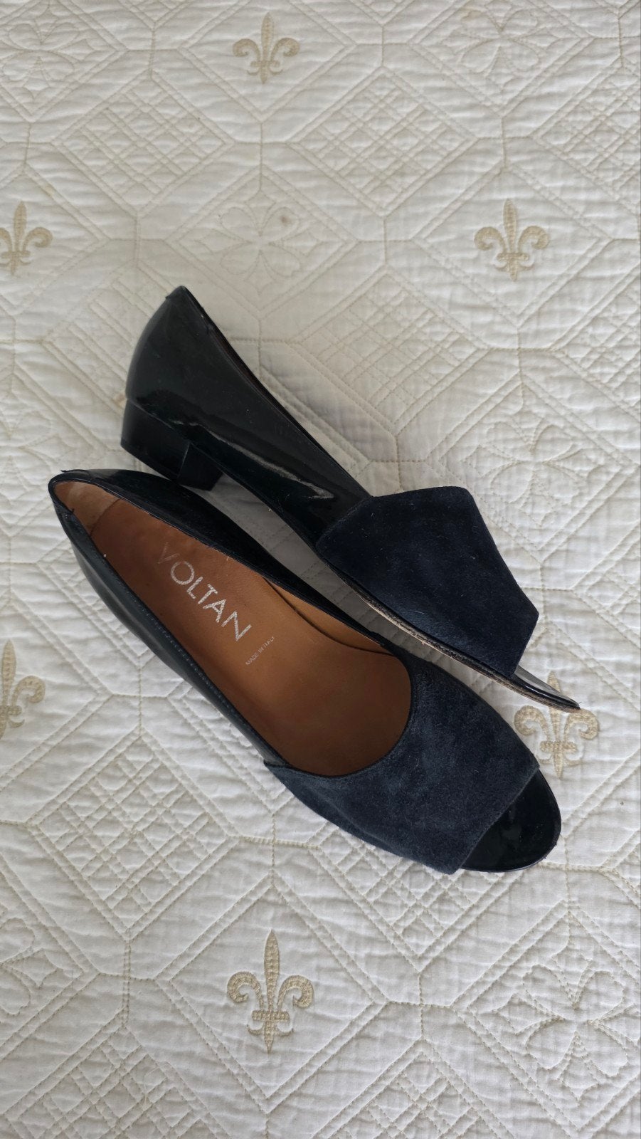Voltan Made in Italy blauwe Suède Peep-Toe Pumps, Blauw, Voltan, Ophalen of Verzenden, Zo goed als nieuw