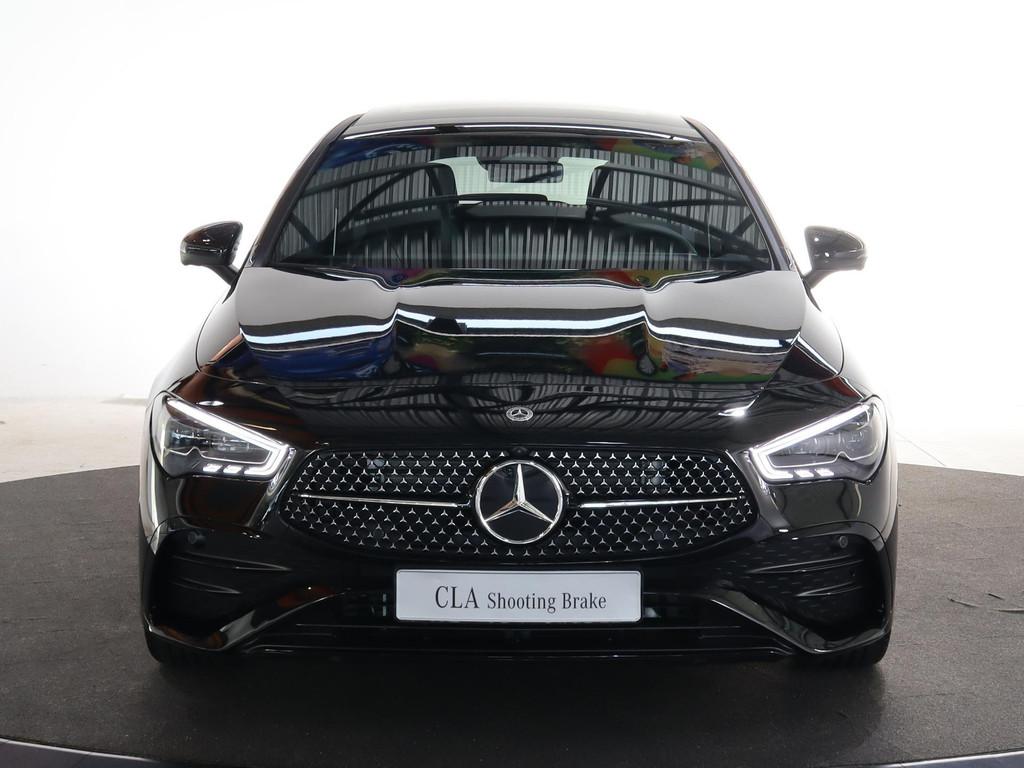 Mercedes-Benz CLA-klasse Shooting Brake 180 Business Solutio, CLA, 136 pk, 4 cilinders, Zwart