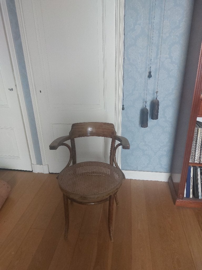 Antieke Thonet stoel met armleuningen, Ophalen