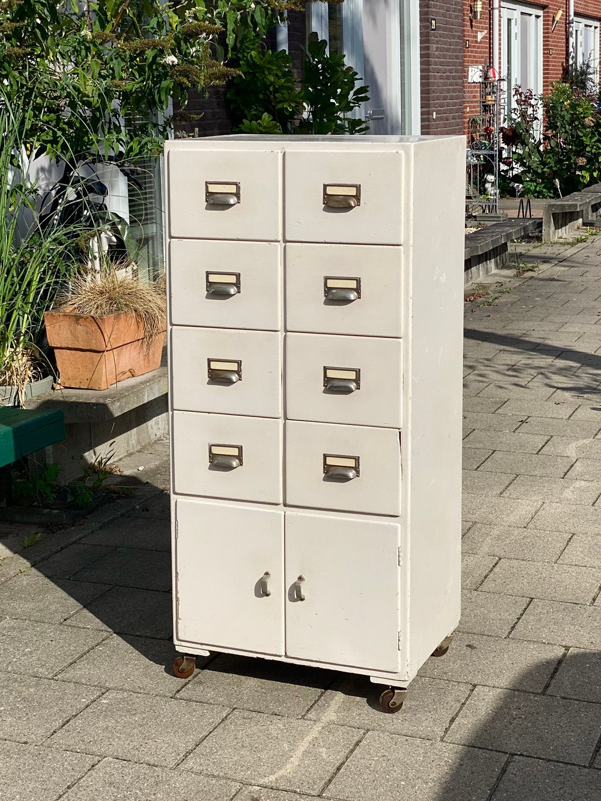 Vintage dokterskast Oost-Duitsland ladekast DDR, Ophalen, 5 laden of meer, 100 tot 150 cm, Vintage