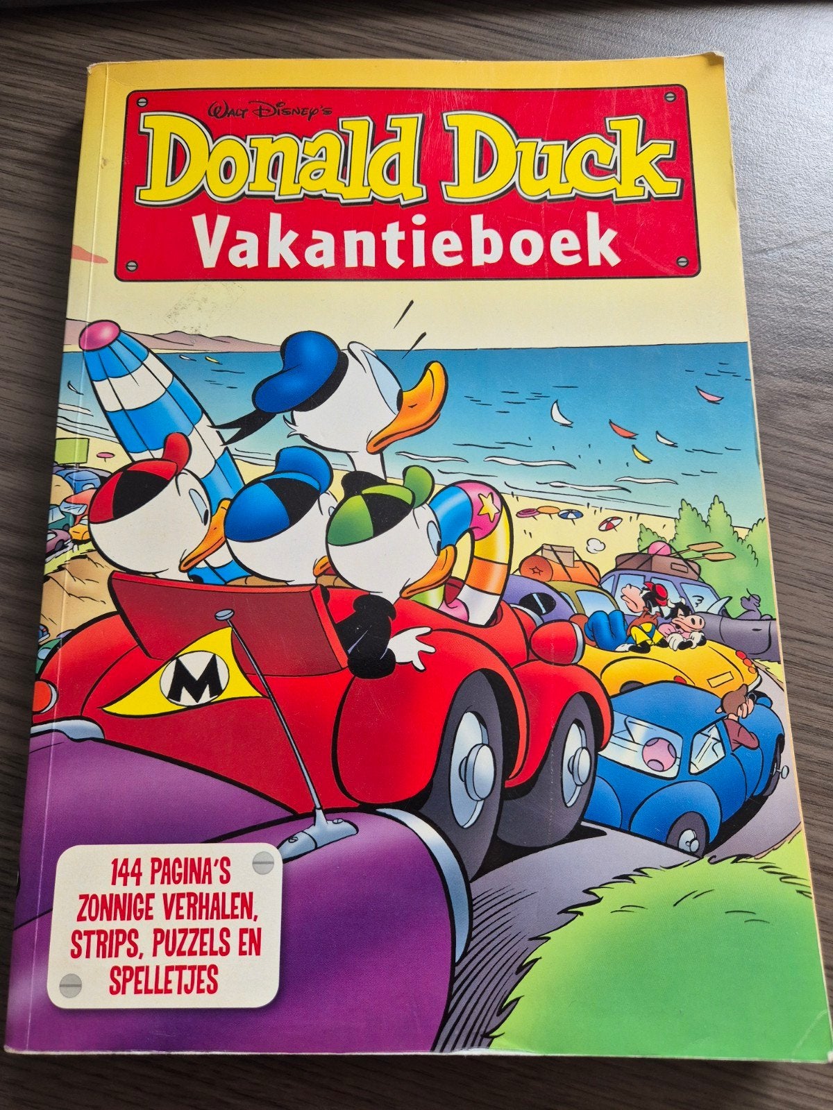 Donald Duck Vakantieboek - Sanoma Uitgevers, Eén stripboek, Ophalen of Verzenden, Gelezen, Walt Disney