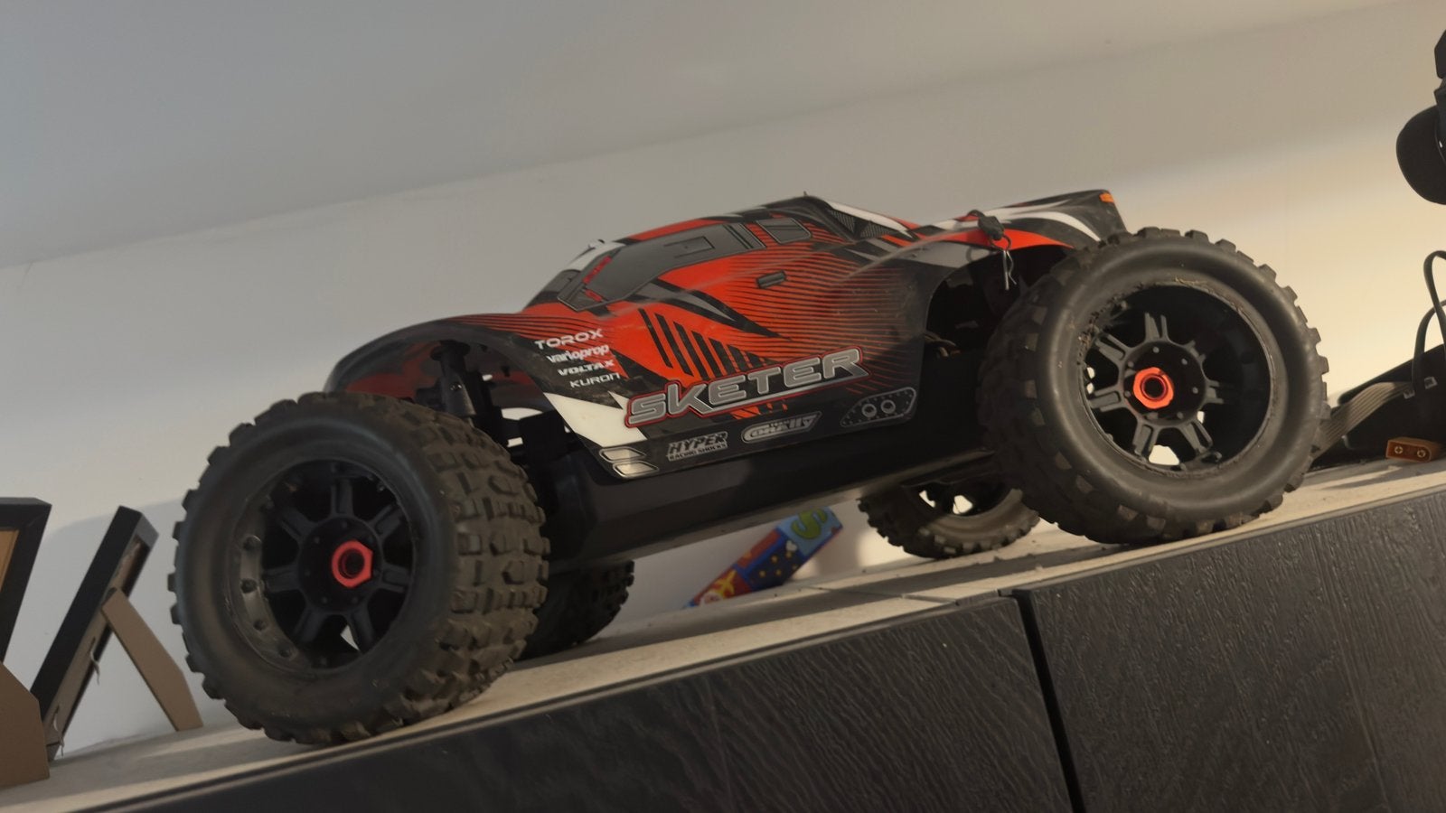 Team Corally Sketer, Hobby en Vrije tijd, Gebruikt, Auto offroad, Schaal 1:10, RTR (Ready to Run)