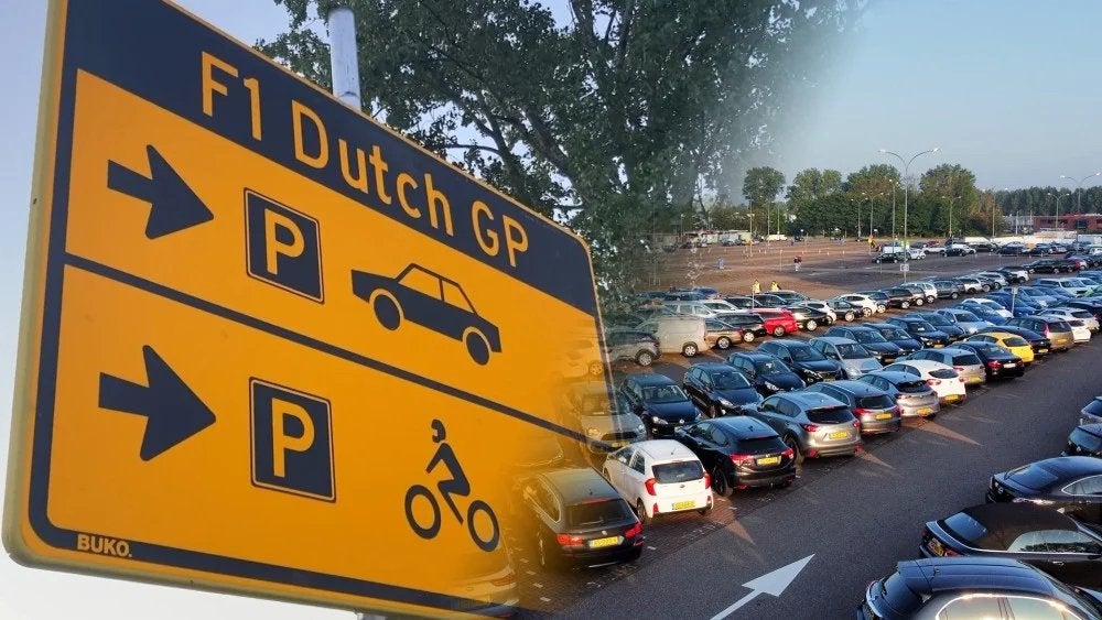 Parkeerplek (prive) formule 1 ~Formula 1 (private) parking, Drie personen of meer, Augustus