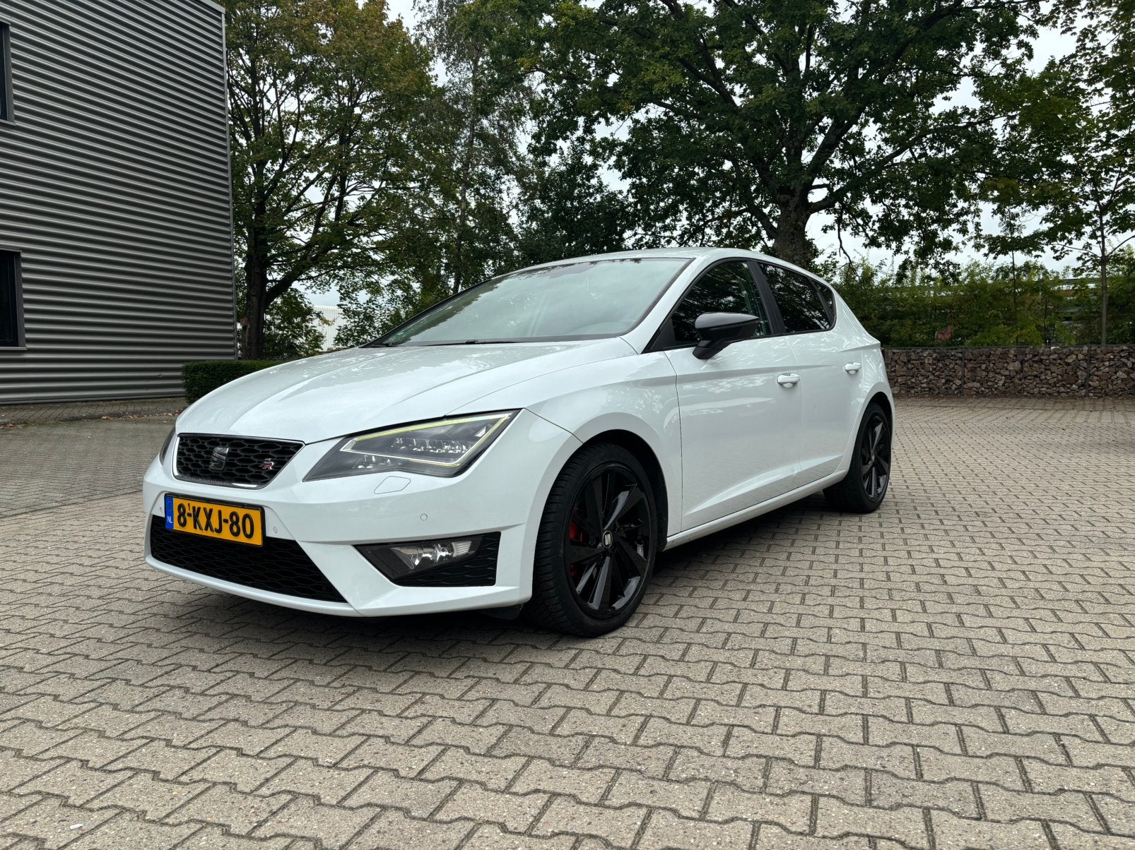 Seat Leon 1.4 TSI FR 140pk  2013 Wit, Auto's, Voorwielaandrijving, 1131 kg, Leon, Origineel Nederlands