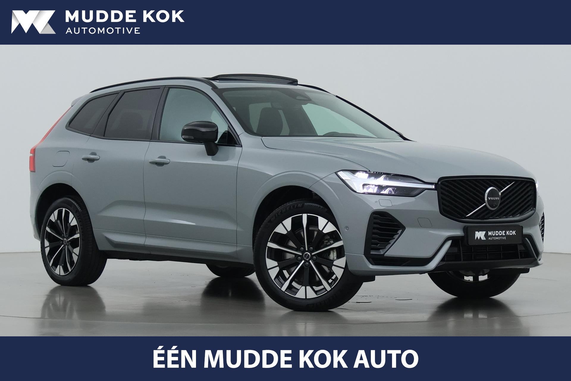 Volvo XC60 T6 Plug-in hybrid Plus Dark | FACELIFT | ACC | Pa, Auto's, Automaat, Gebruikt, Euro 6, 4 cilinders